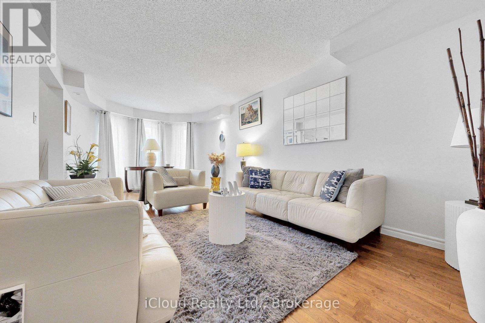 55 WILCE DRIVE - 7