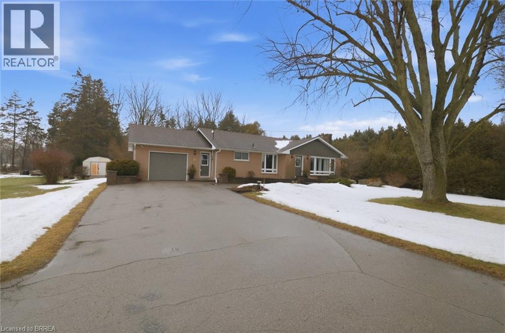 15 TALBOT Street - Photo 3 of 45, Courtland, Ontario