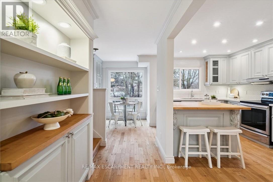 915 Inverhouse Unit 80 photo 5