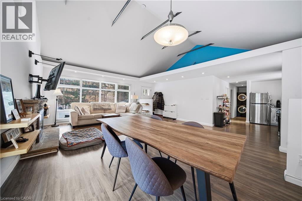 276 LAKESHORE ROAD W - 10