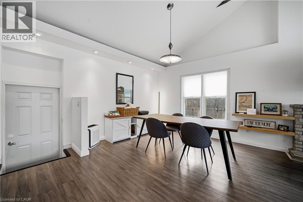 276 LAKESHORE ROAD W - 6