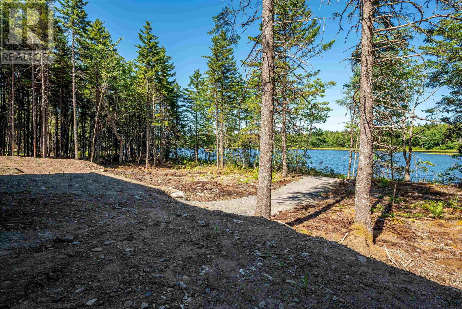 Property 14 of 31 of 83 Canoe Crescent