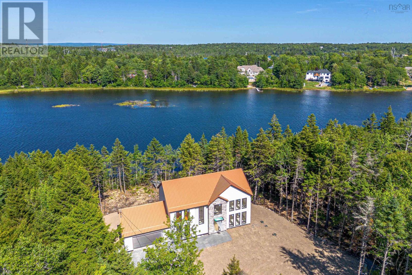 Property 24 of 31 of 83 Canoe Crescent