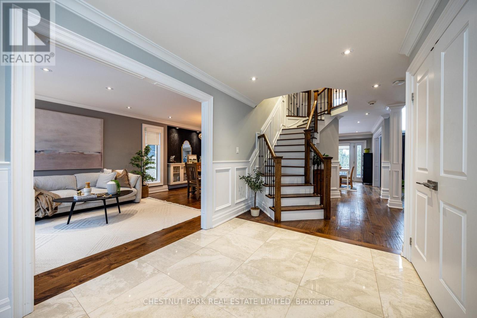 104 Gatestone photo 4