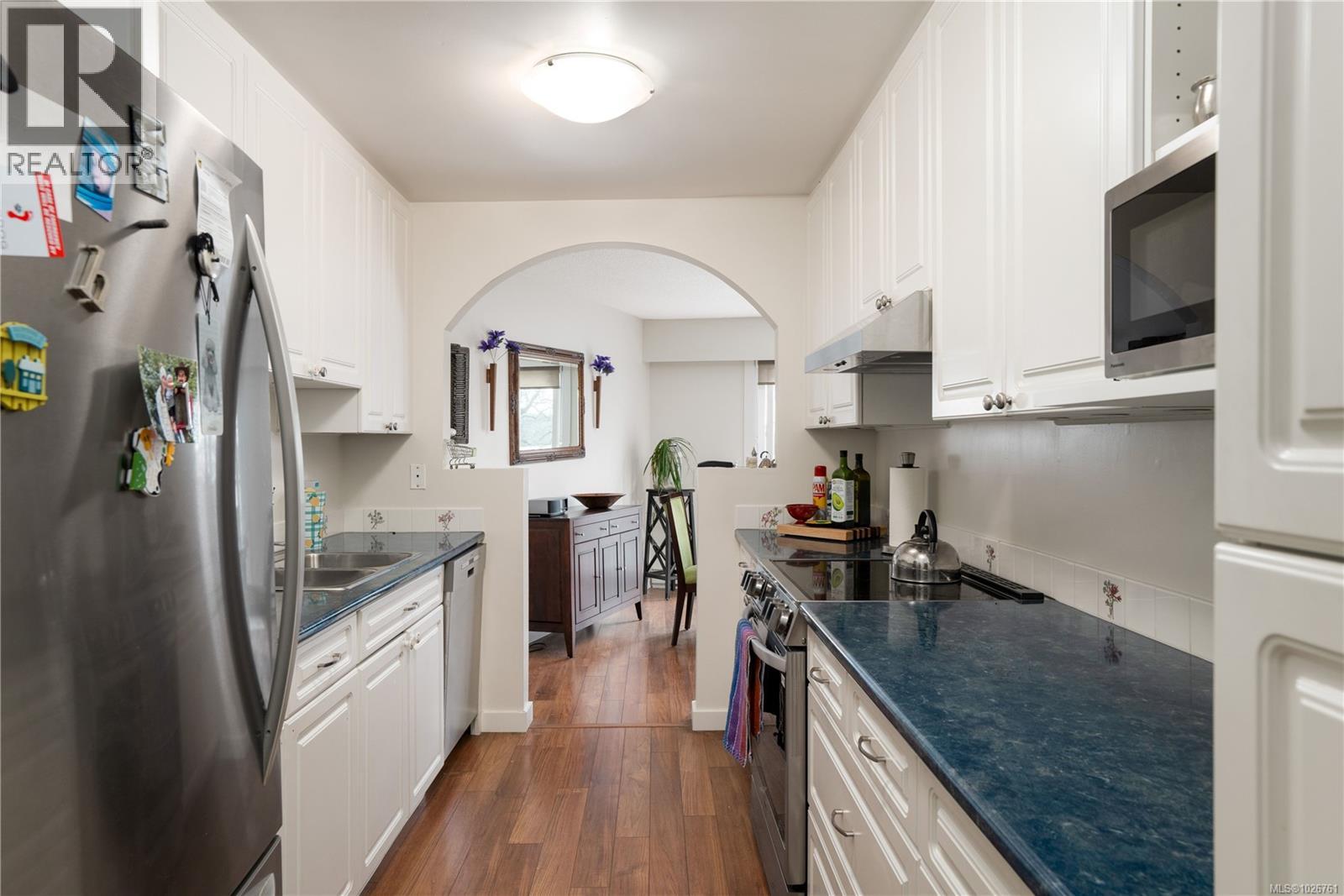 116 3962 Cedar Hill Road, Saanich