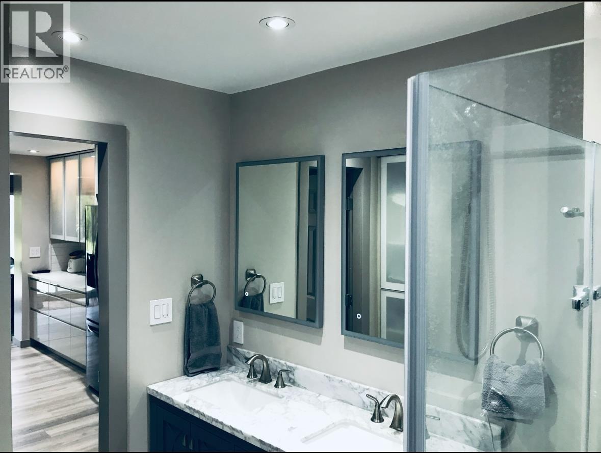 1856 BALSAM CRESCENT - 6