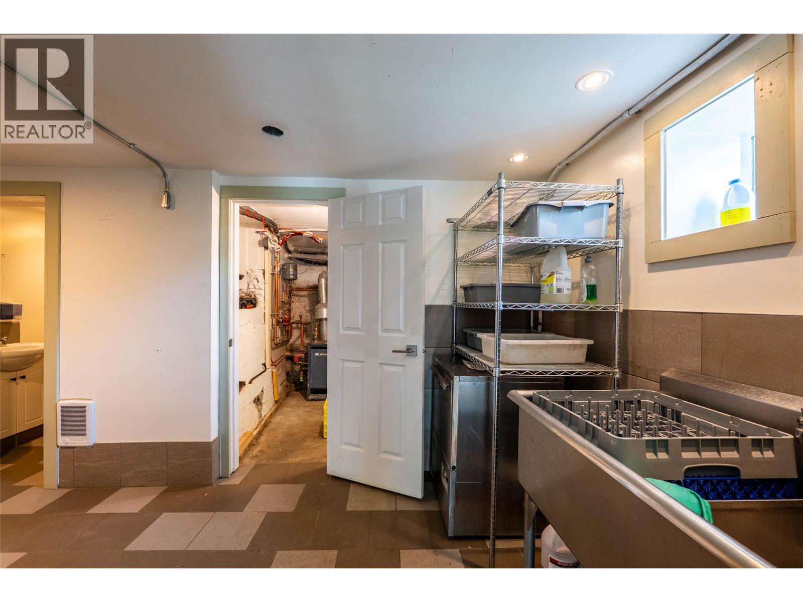  512 Hendryx Street, Nelson