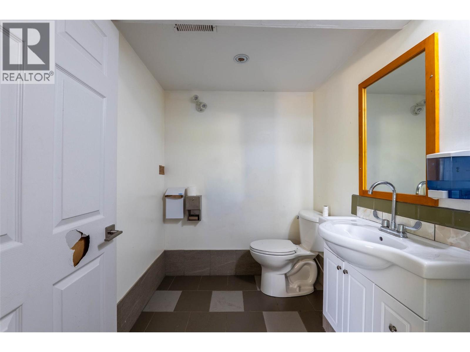  512 Hendryx Street, Nelson