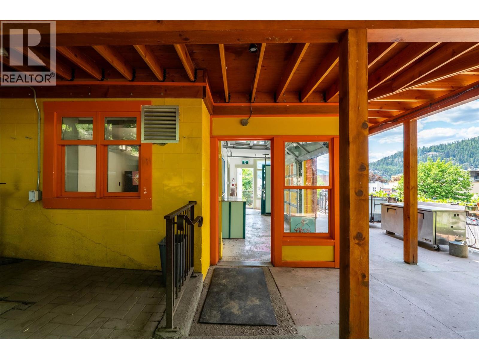  512 Hendryx Street, Nelson