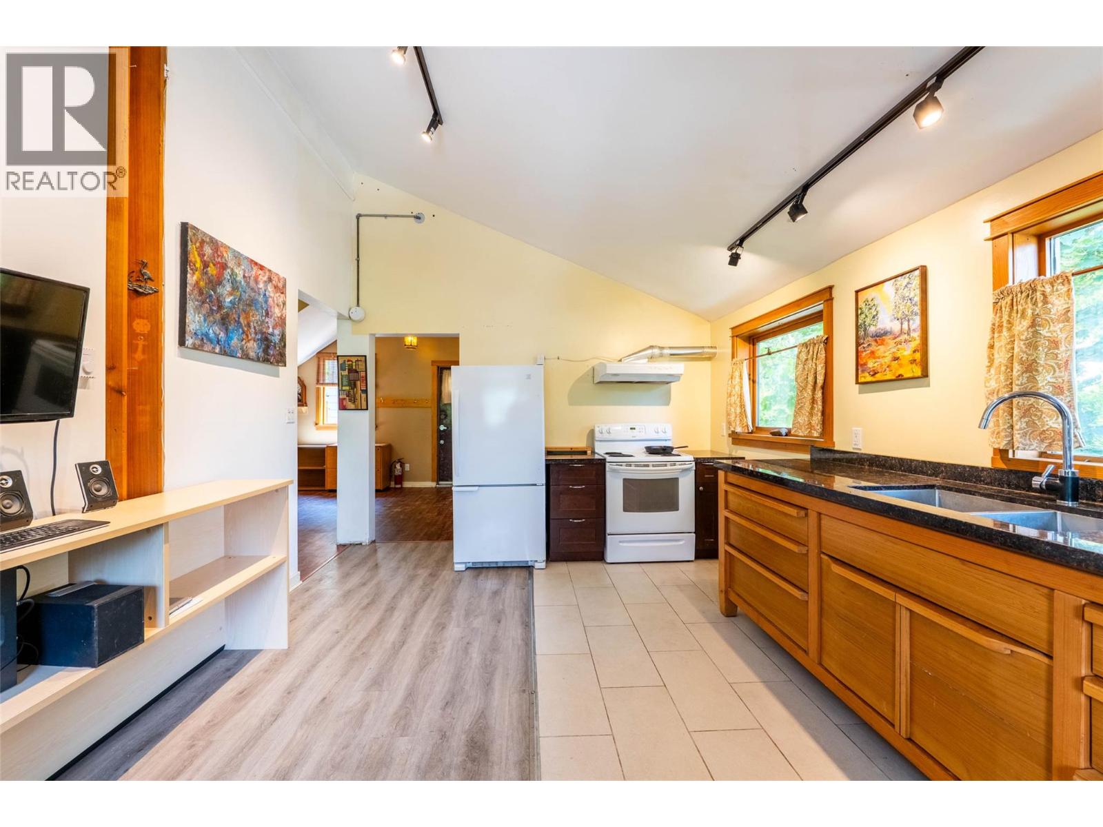  512 Hendryx Street, Nelson