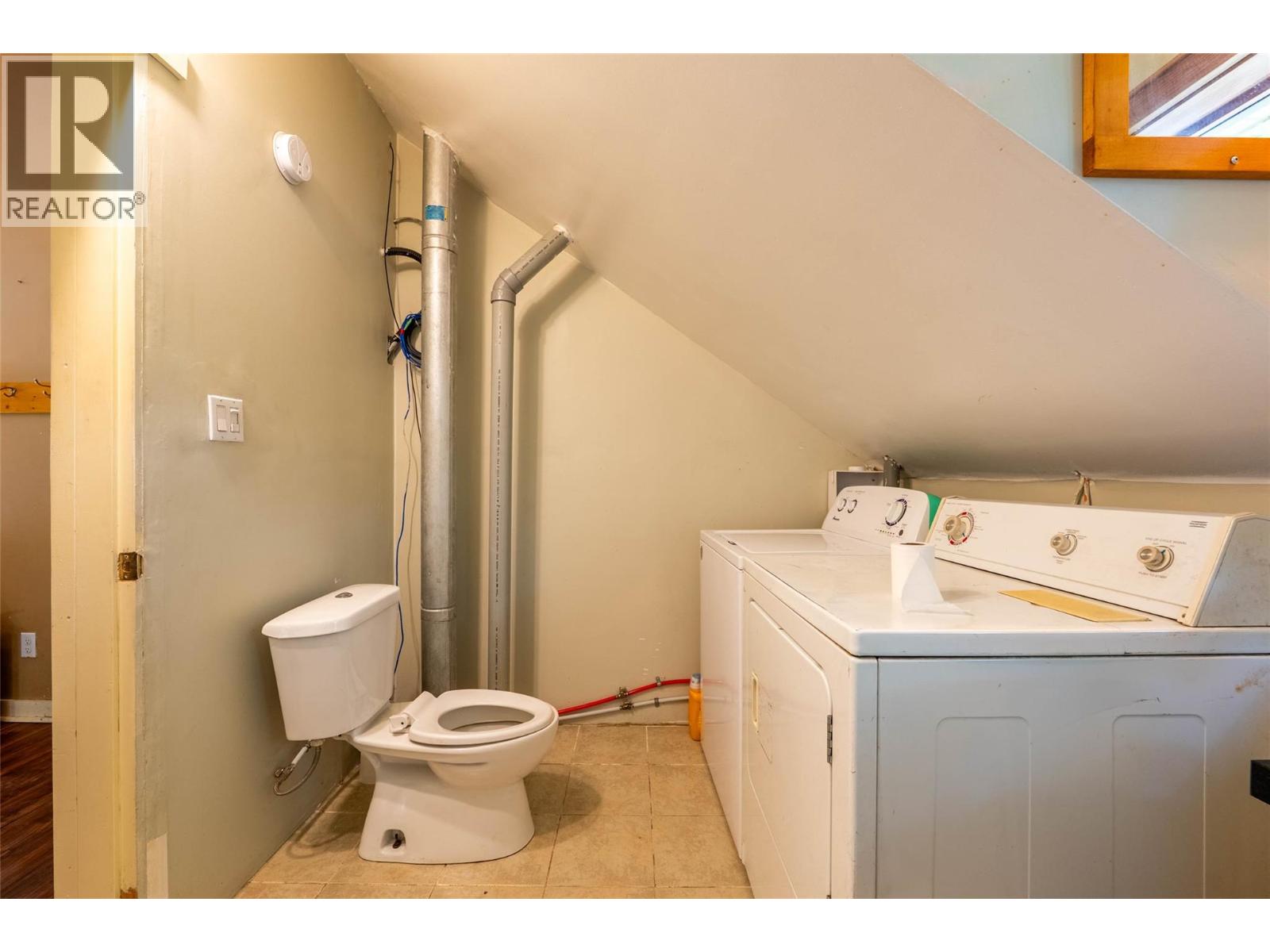  512 Hendryx Street, Nelson