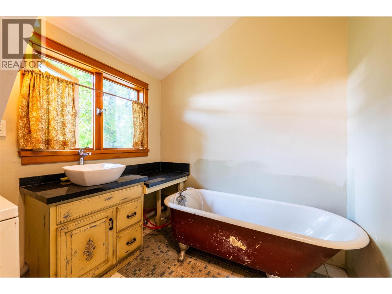  512 Hendryx Street, Nelson