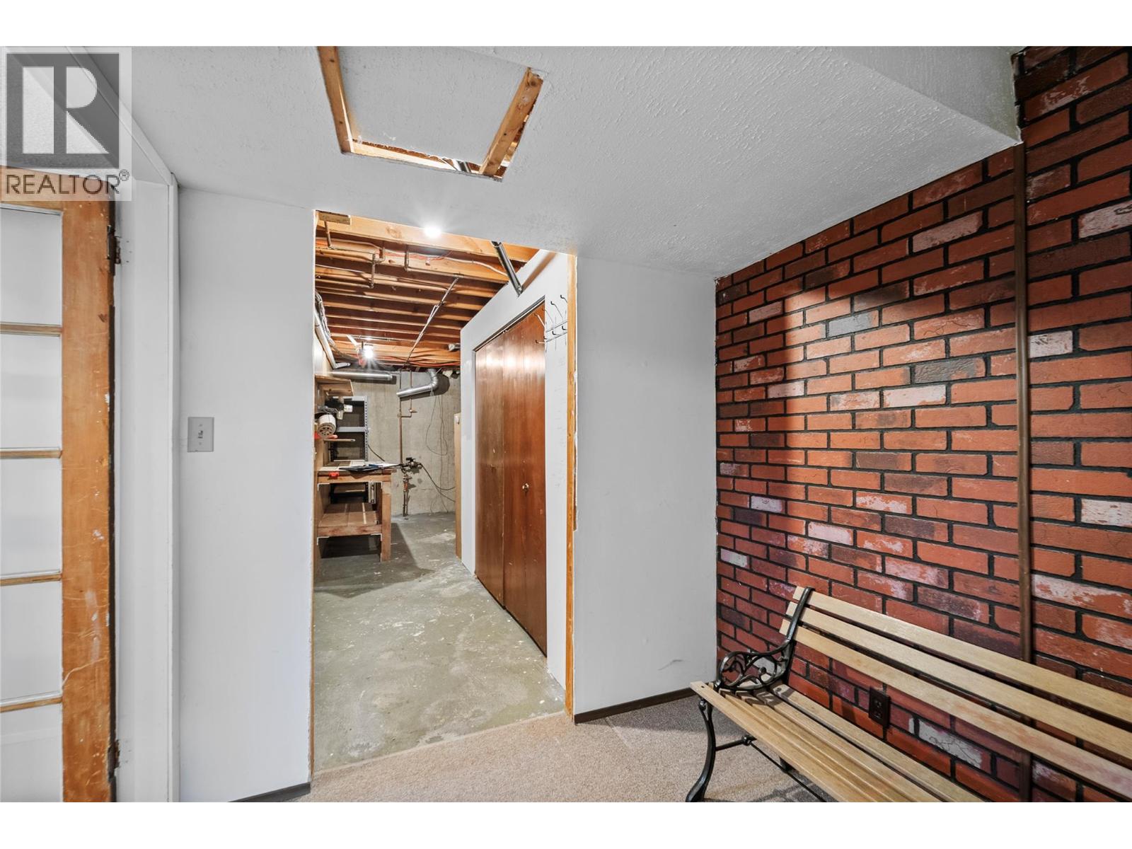 740 Walkem Road, Kamloops