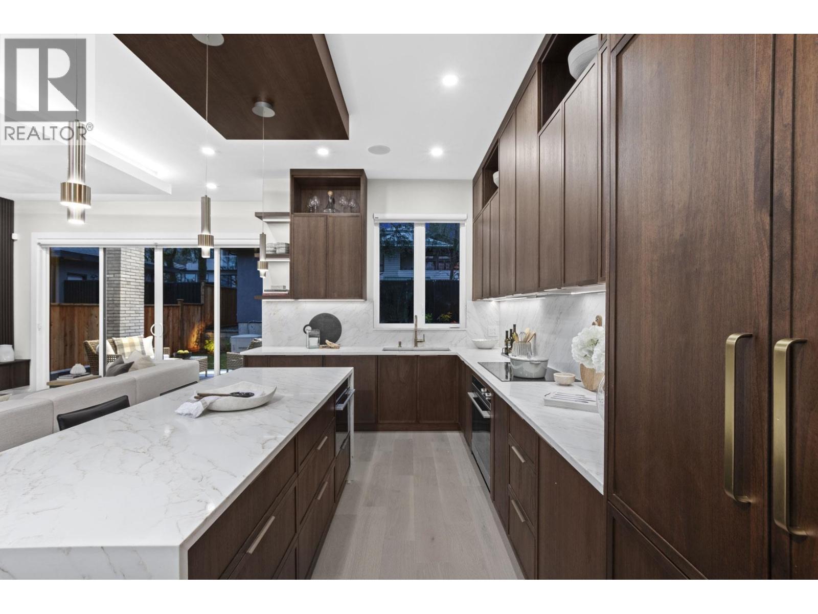 3073 FROMME ROAD, North Vancouver