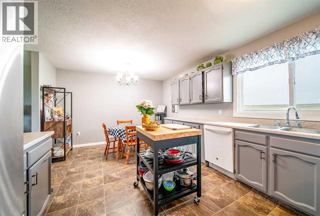 52005 Twp Rd 443 - Photo 3 of 36, Rural Wainwright No. 61, M.D. of, Alberta