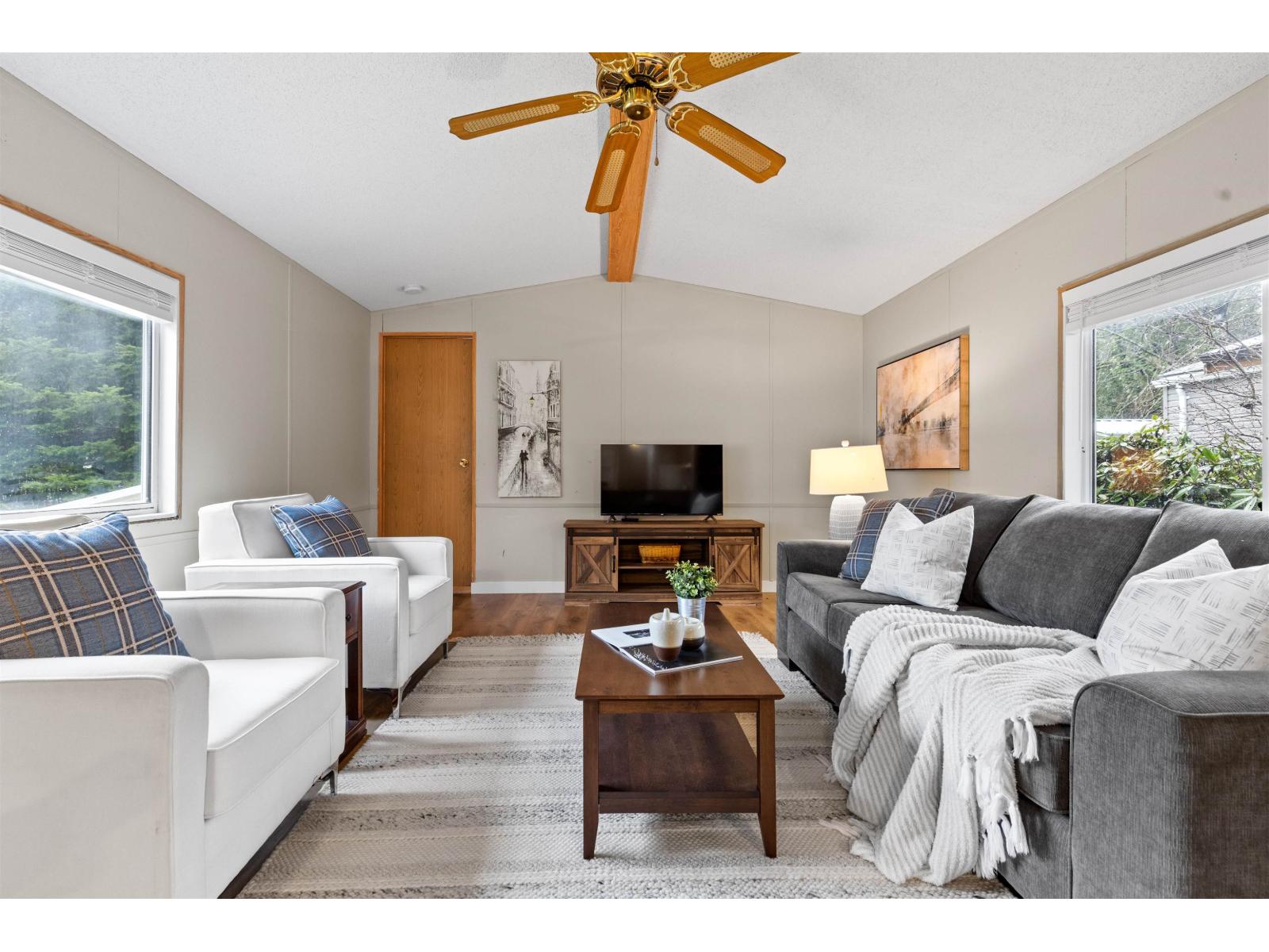 45835 SLEEPY HOLLOW Road 216