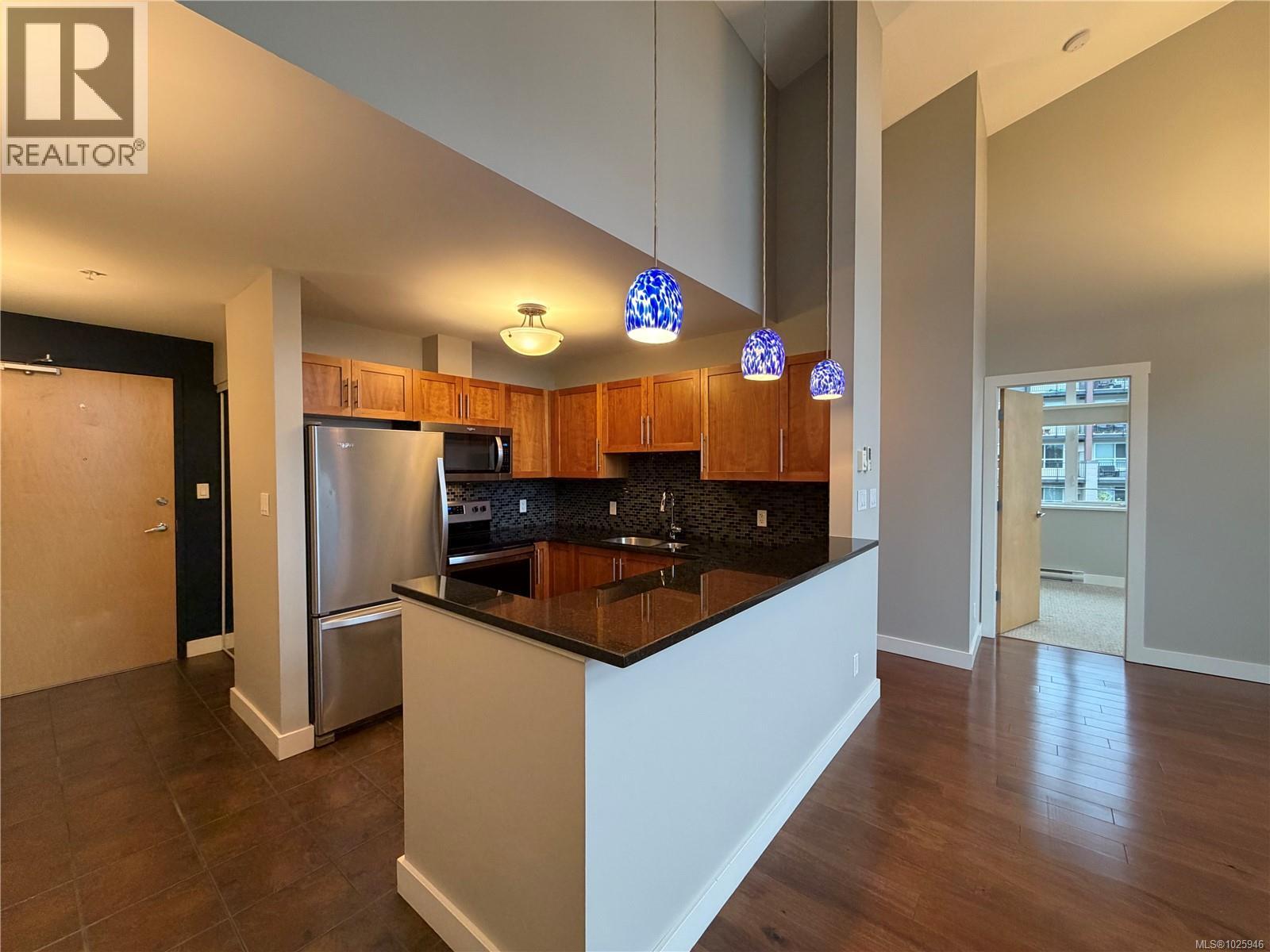 201 1629 Townsite Rd, Nanaimo