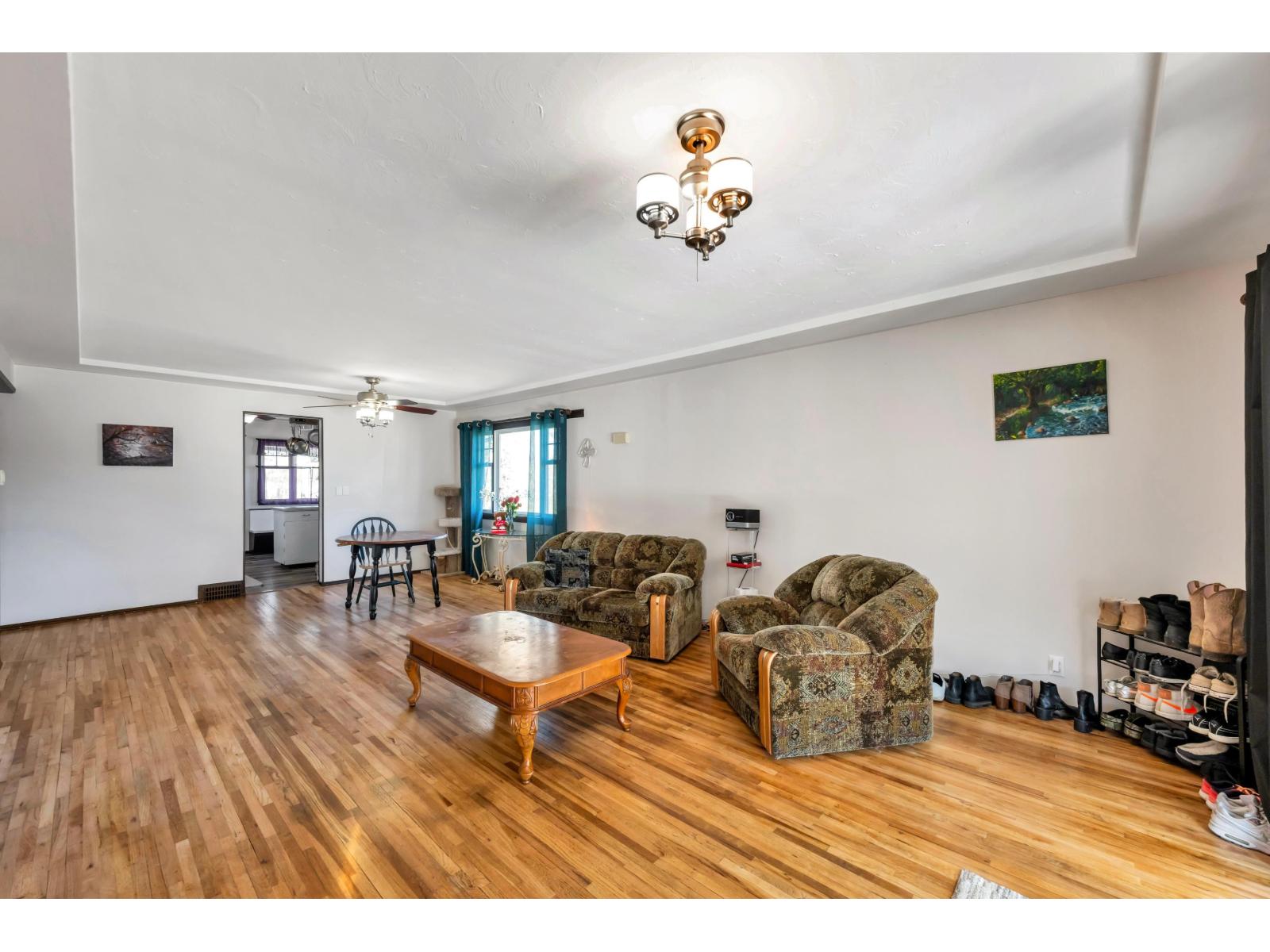 33721 MOREY AVENUE - Photo 5 of 40, Abbotsford, British Columbia