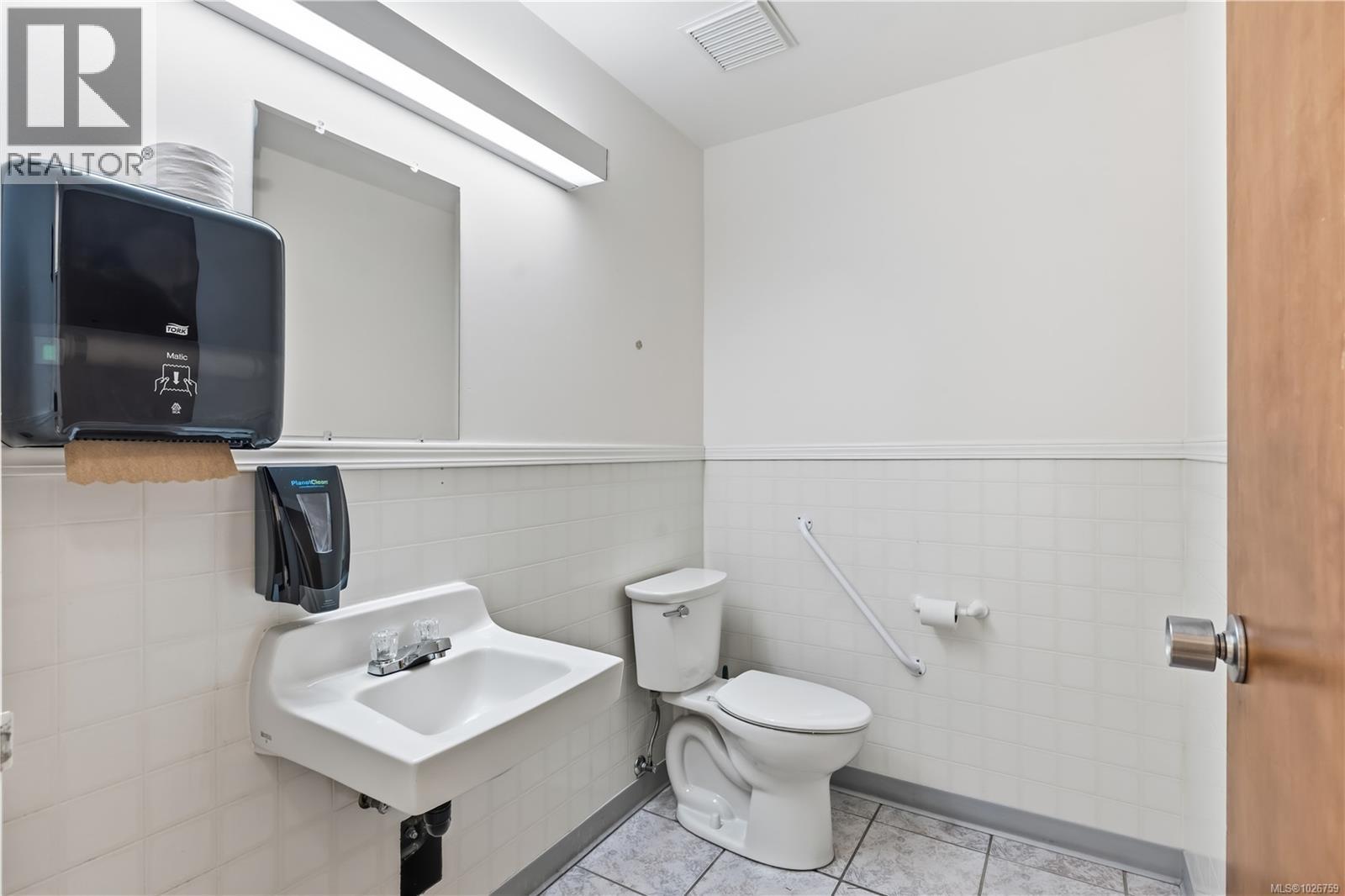 D 1566 Peninsula Rd, Ucluelet