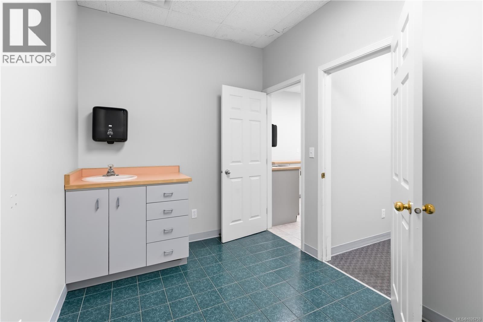 D 1566 Peninsula Rd, Ucluelet