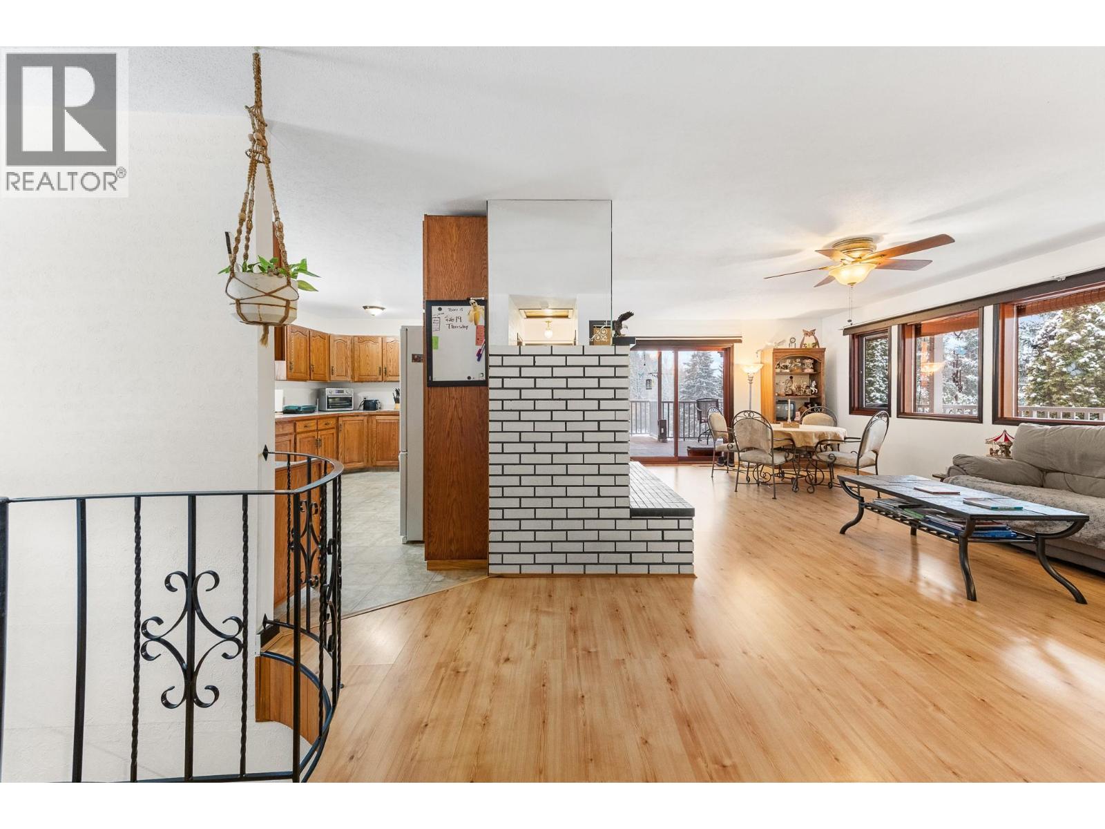 5110 Vance Road, Creston