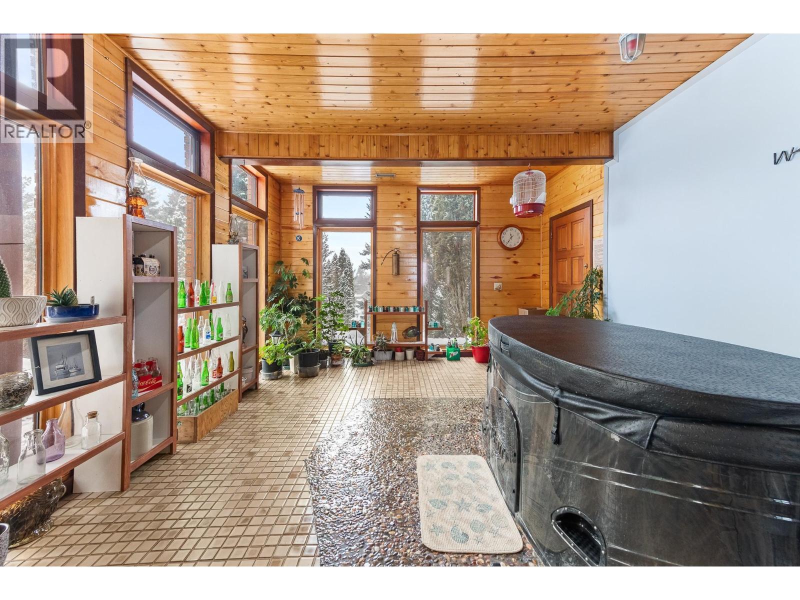 5110 Vance Road, Creston