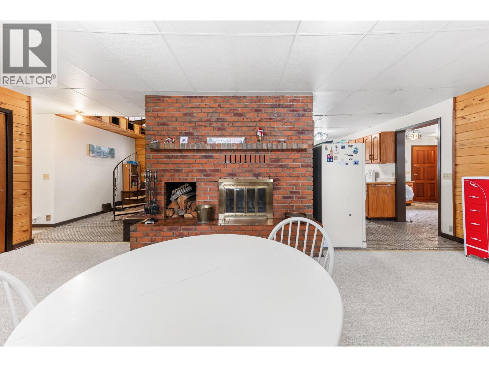 5110 Vance Road, Creston