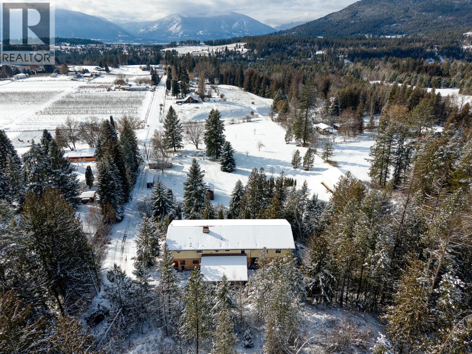 5110 Vance Road, Creston