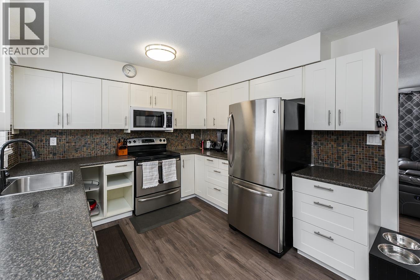 1795 IRWIN STREET - 6