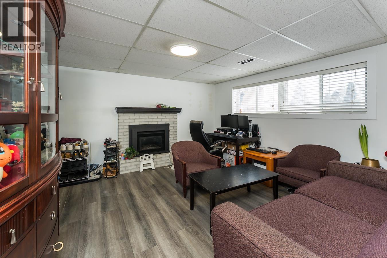 1795 IRWIN STREET - 22