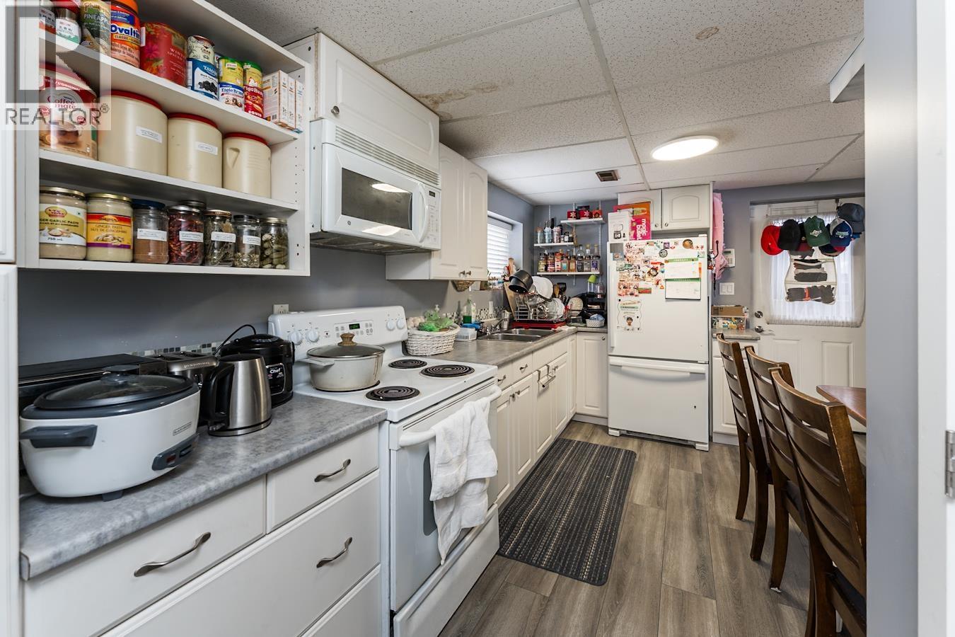 1795 IRWIN STREET - 27