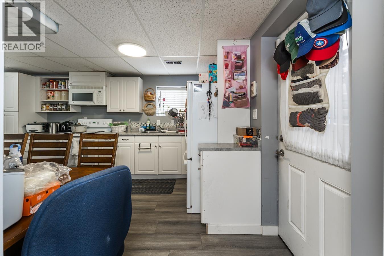 1795 IRWIN STREET - 23