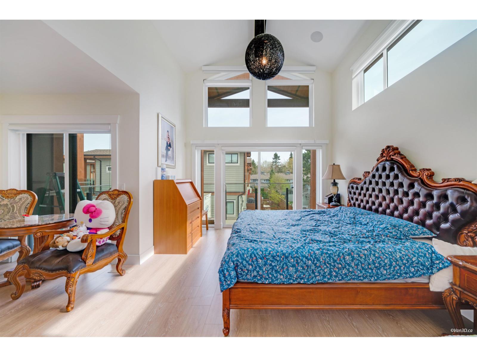 8 1454 162B STREET, Surrey