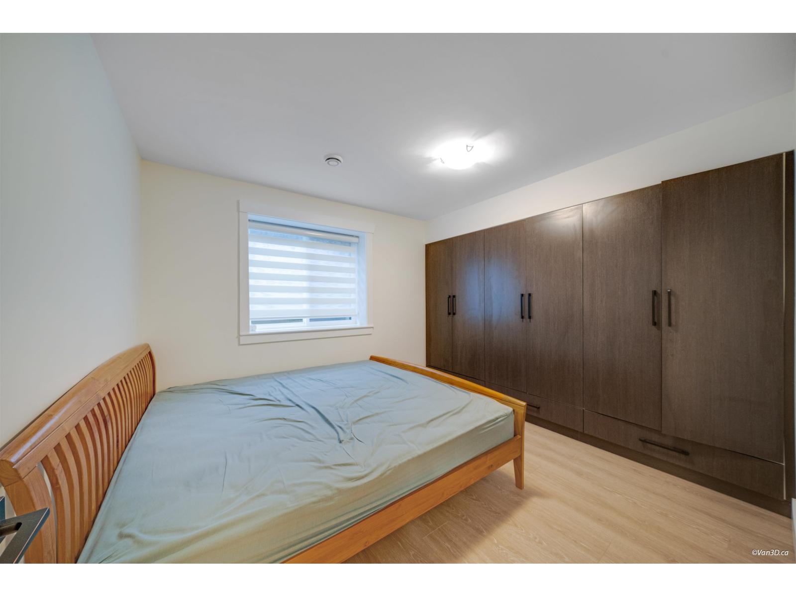 8 1454 162B STREET, Surrey