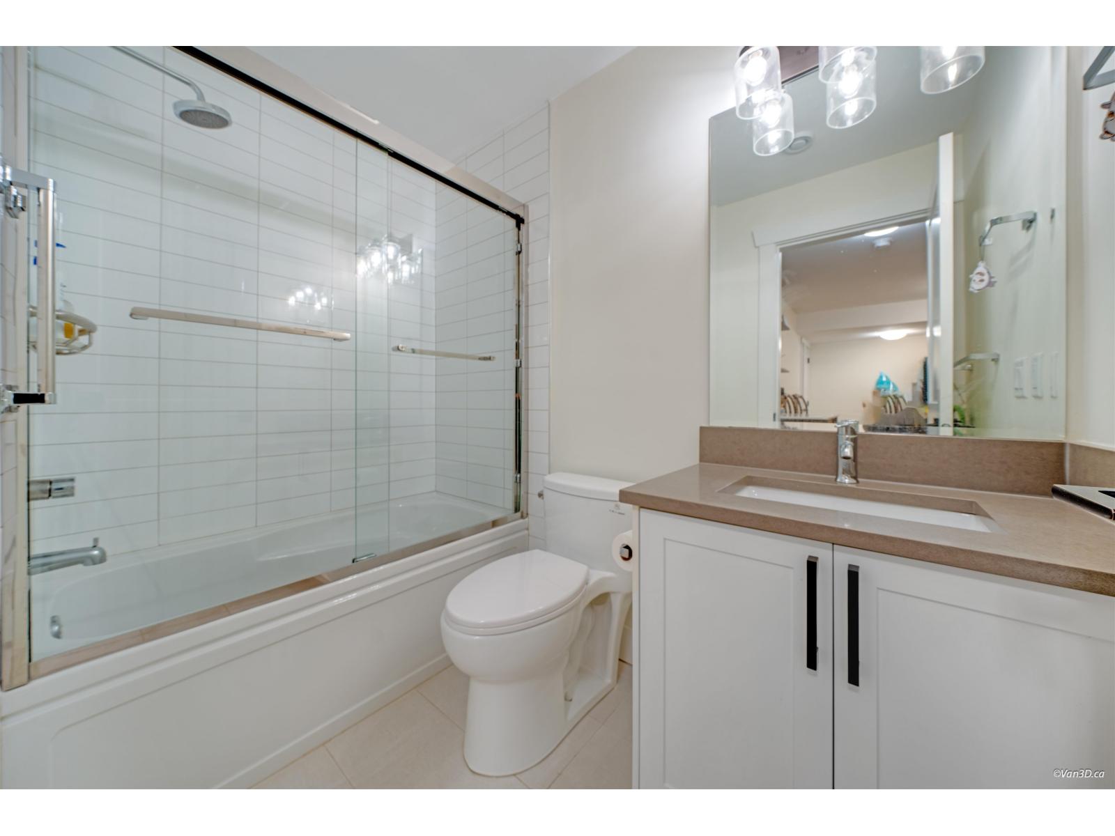 8 1454 162B STREET, Surrey