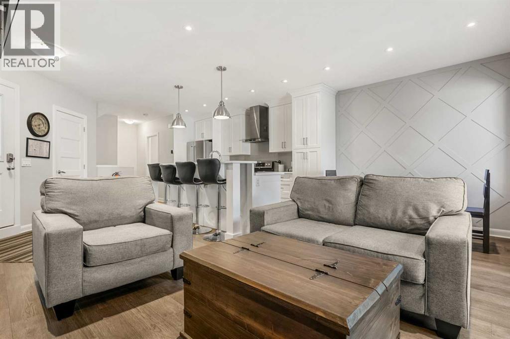 Single Family House for Sale in    Avenue SW Windsor Park Calgary 