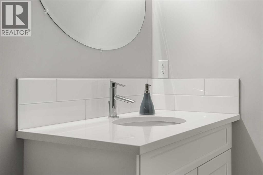 Single Family House for Sale in    Avenue SW Windsor Park Calgary 