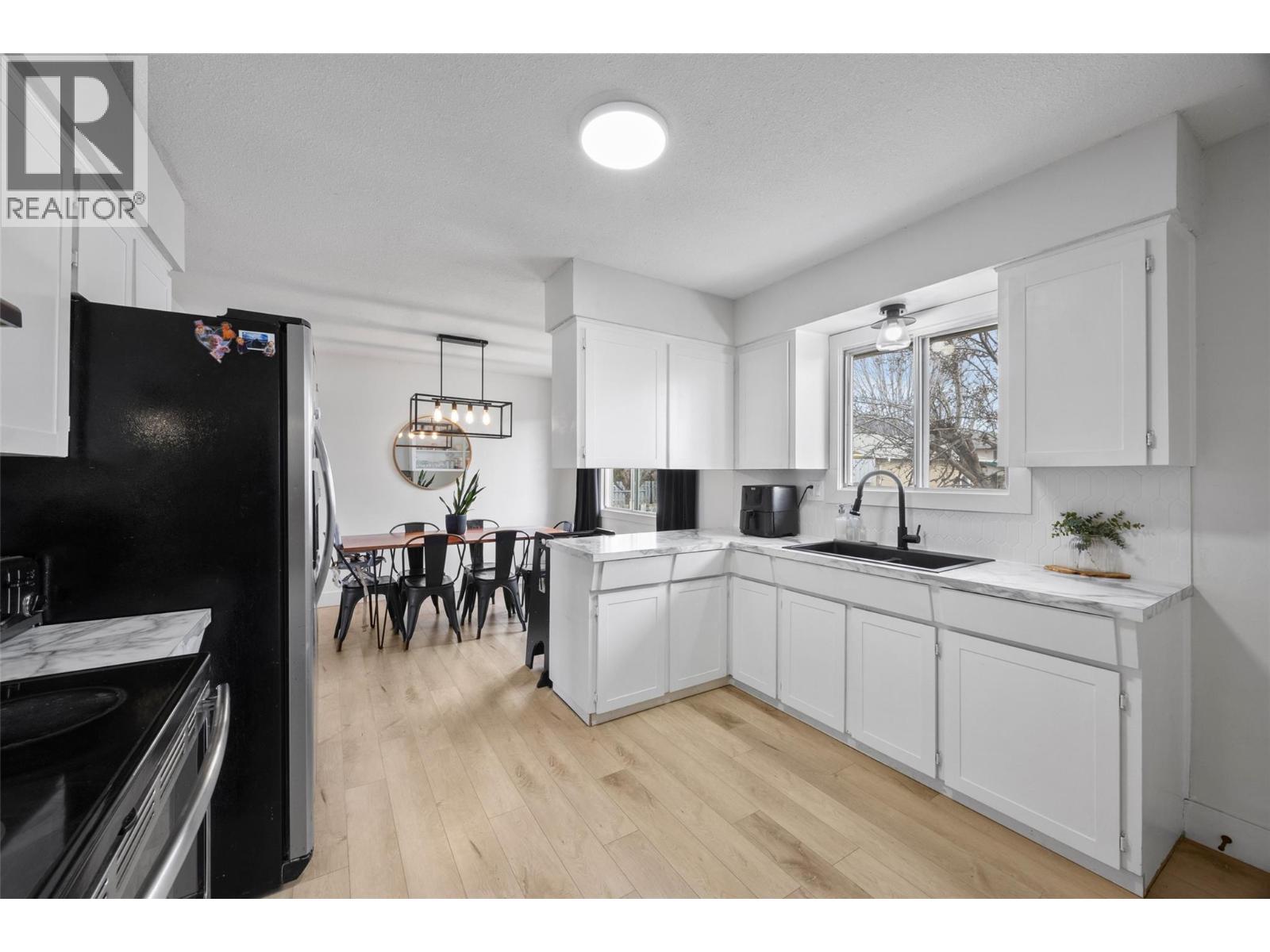 969 RYAN Place, Kamloops