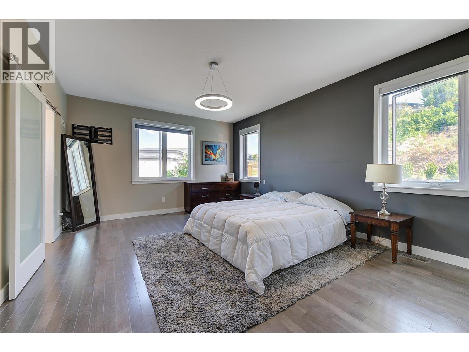  3284 Vineyard View Drive, West Kelowna