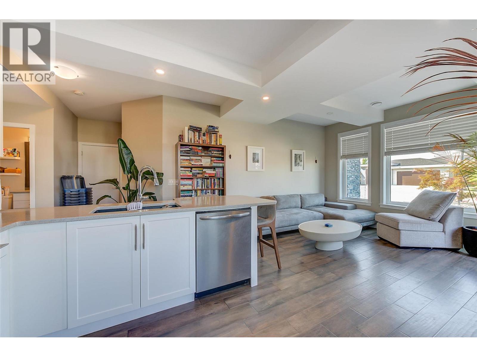  3284 Vineyard View Drive, West Kelowna