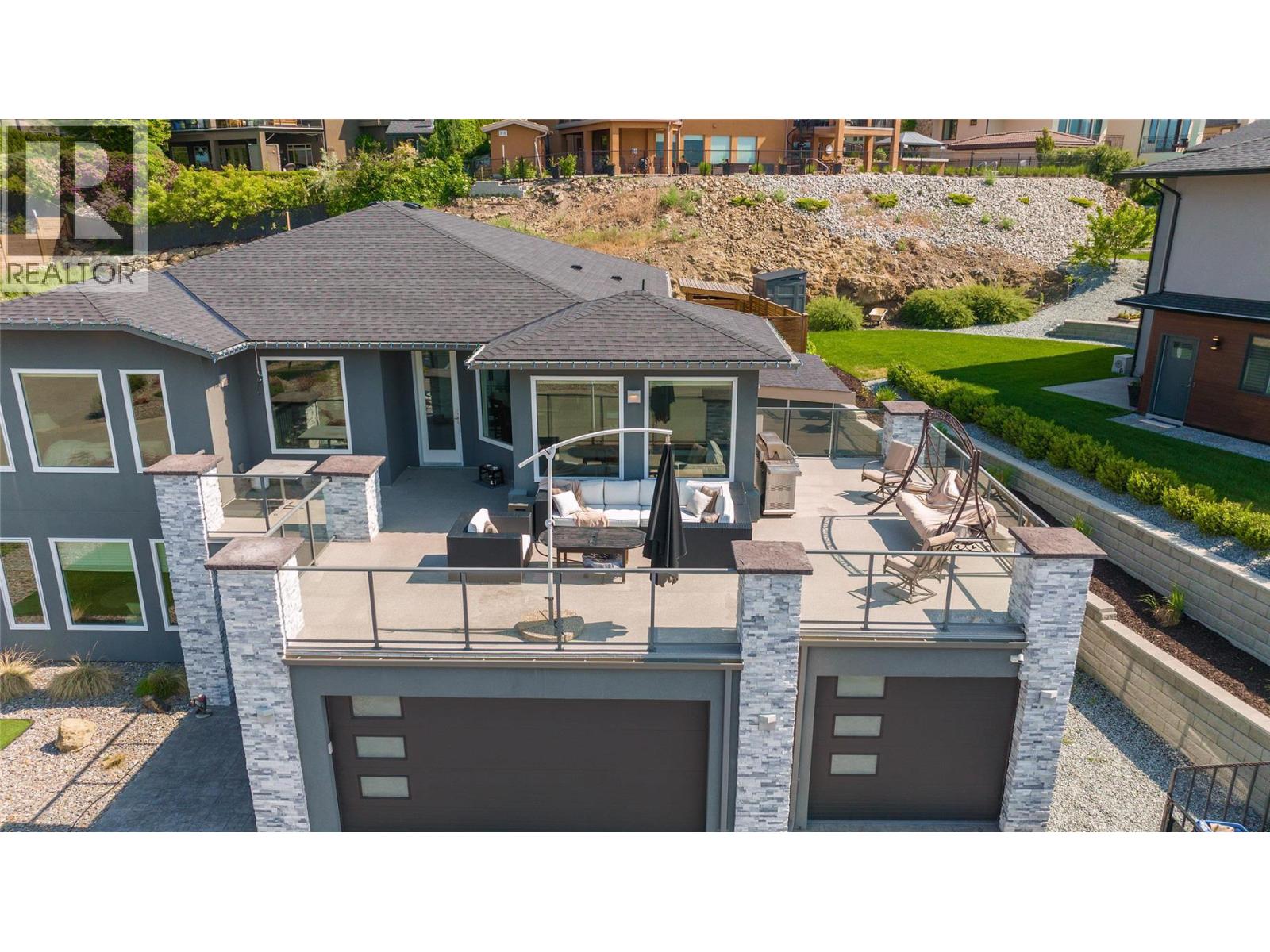  3284 Vineyard View Drive, West Kelowna