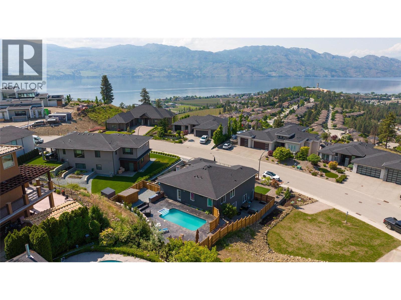  3284 Vineyard View Drive, West Kelowna