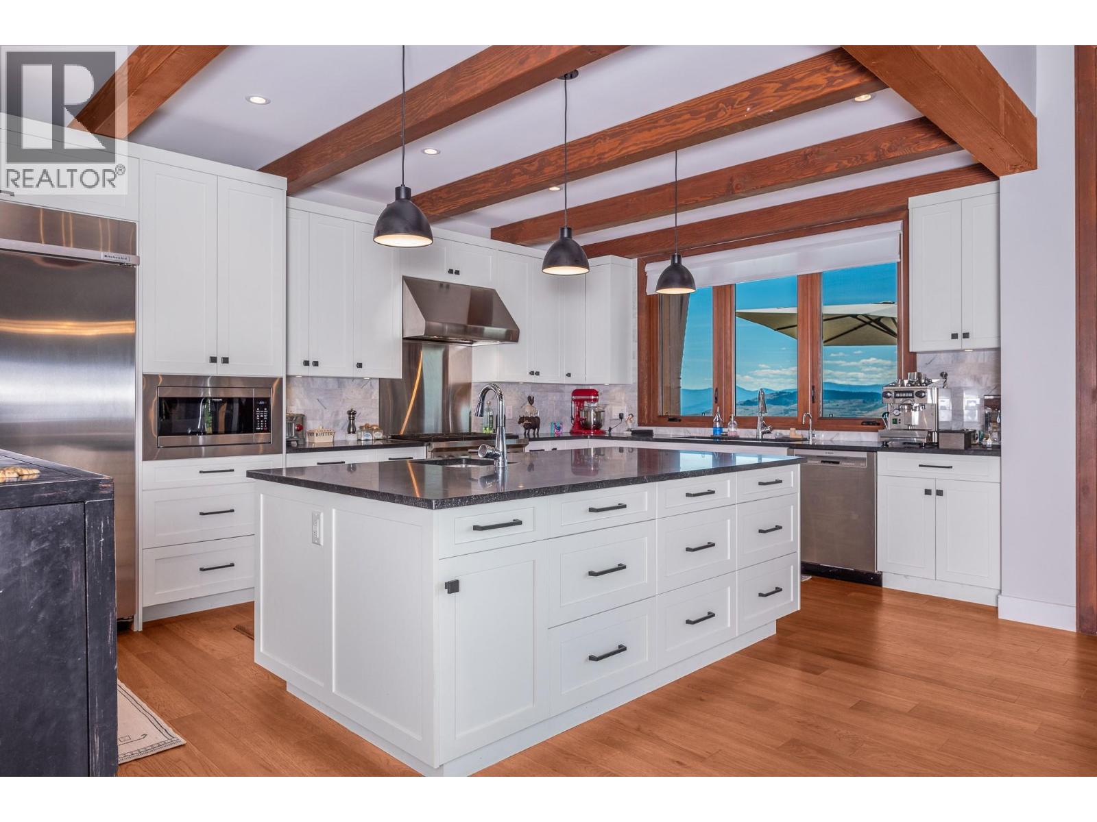 7212 Mountridge Place, Vernon