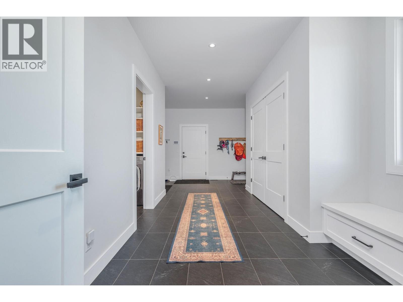 7212 Mountridge Place, Vernon