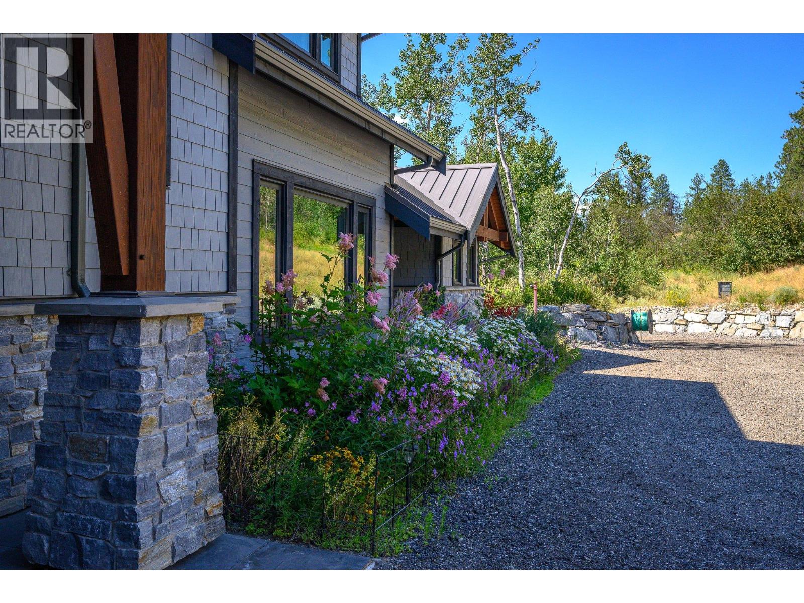 7212 Mountridge Place, Vernon