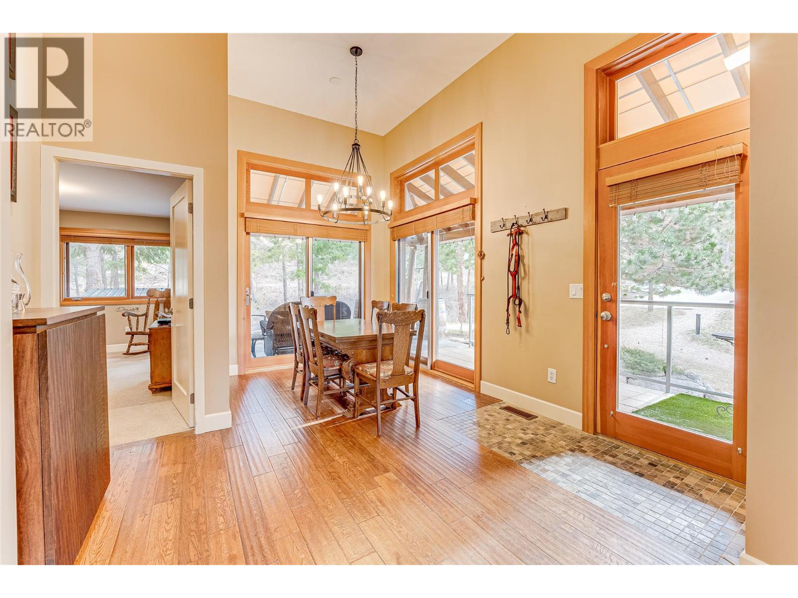 #92 9845 EASTSIDE ROAD - 11