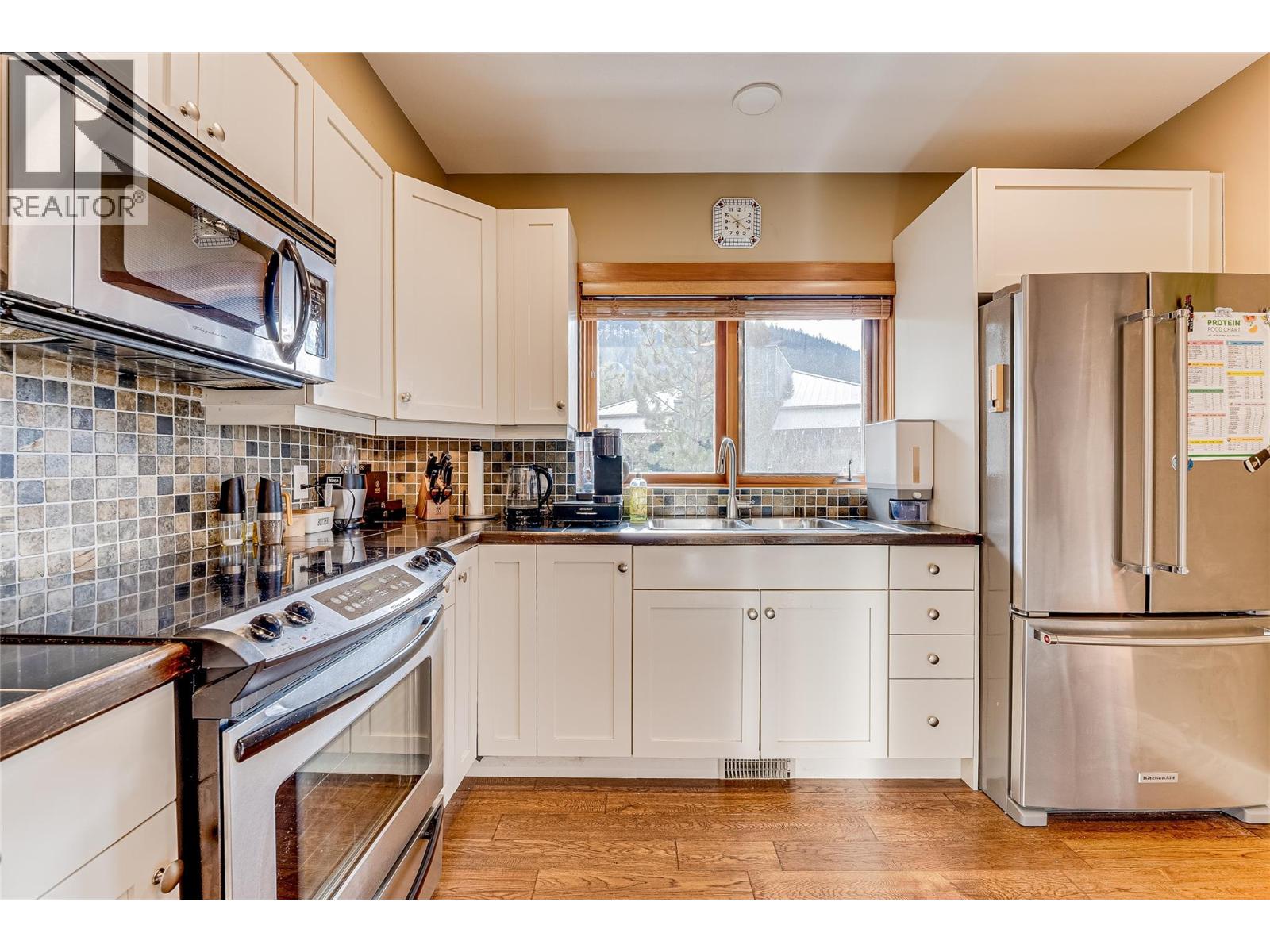 #92 9845 EASTSIDE ROAD - 22