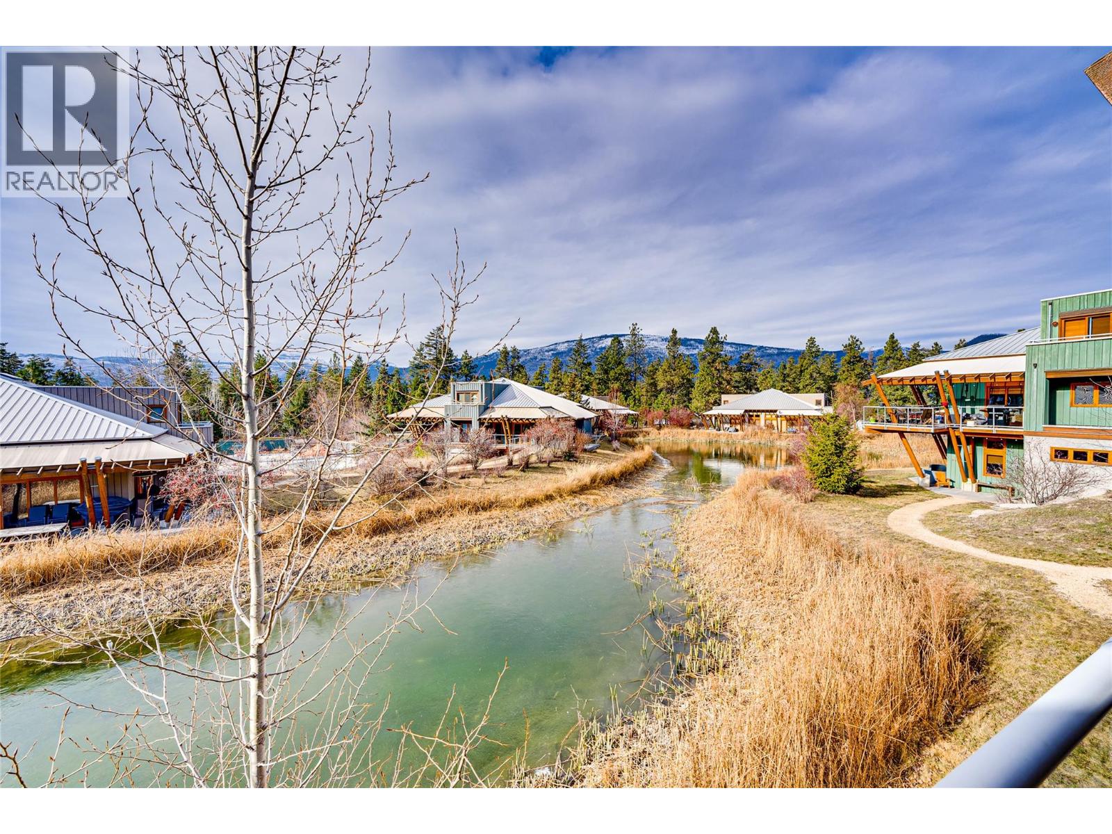 #92 9845 EASTSIDE ROAD - 33