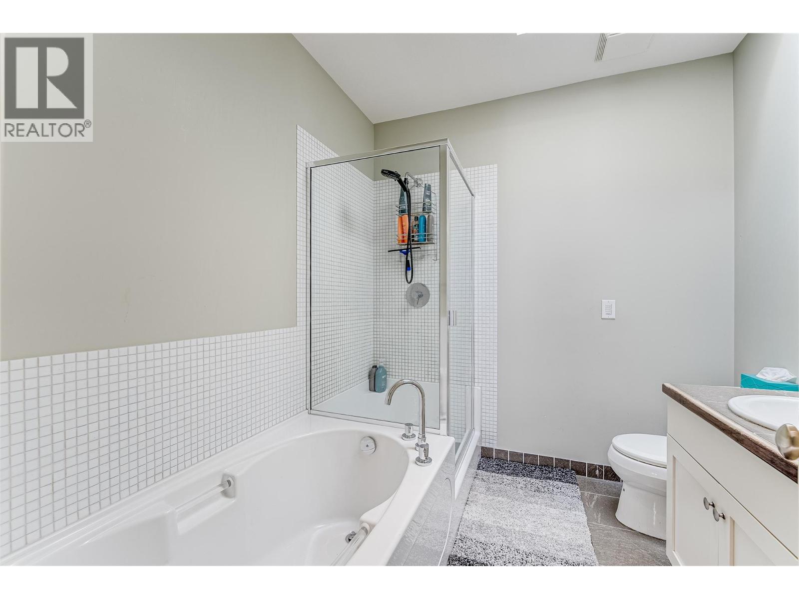 #92 9845 EASTSIDE ROAD - 39