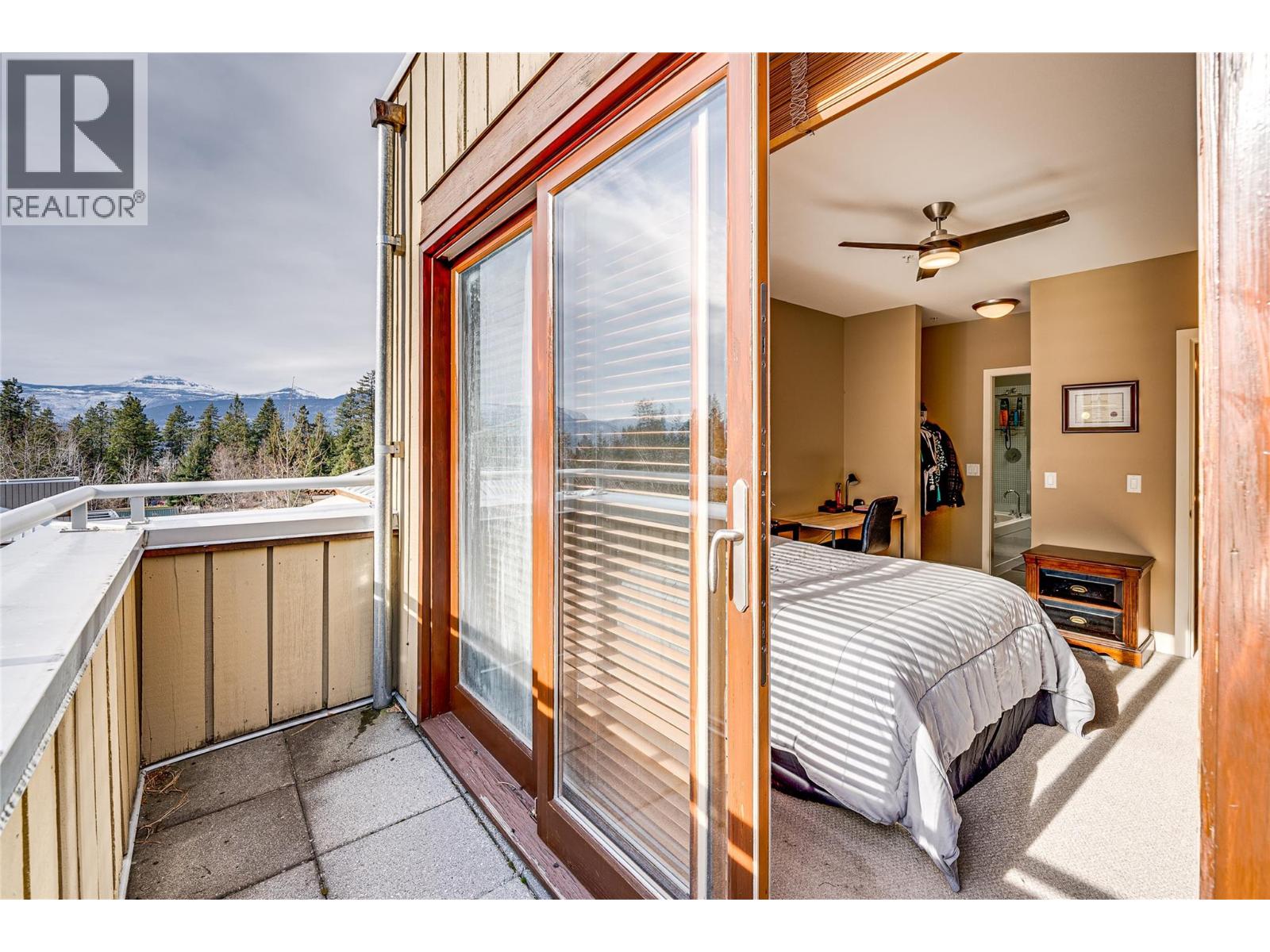 #92 9845 EASTSIDE ROAD - 43